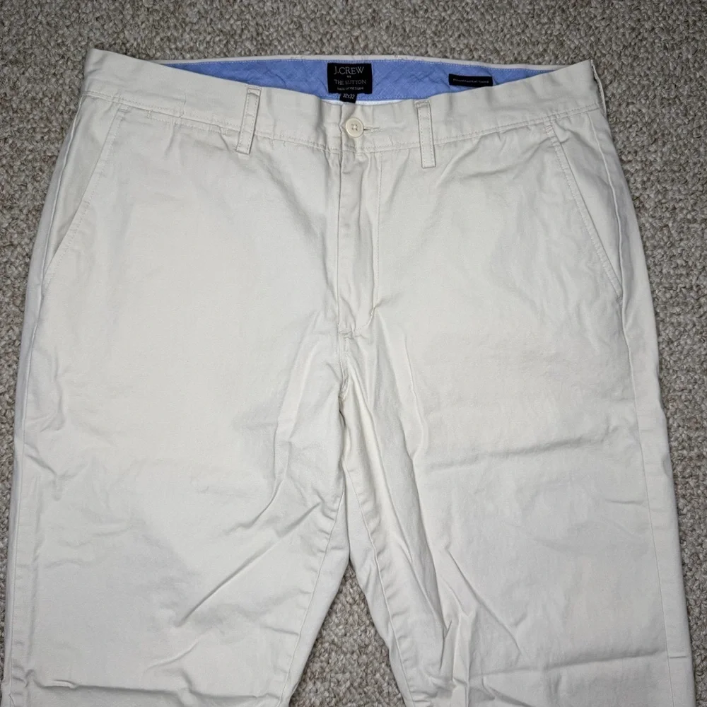 J. Crew The Sutton Summerweight Chino